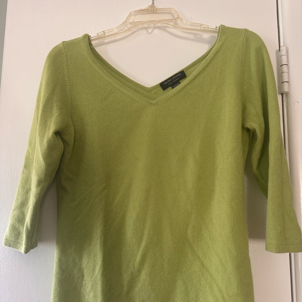 Valerie Stevens Light Green Cashmere Sweater
